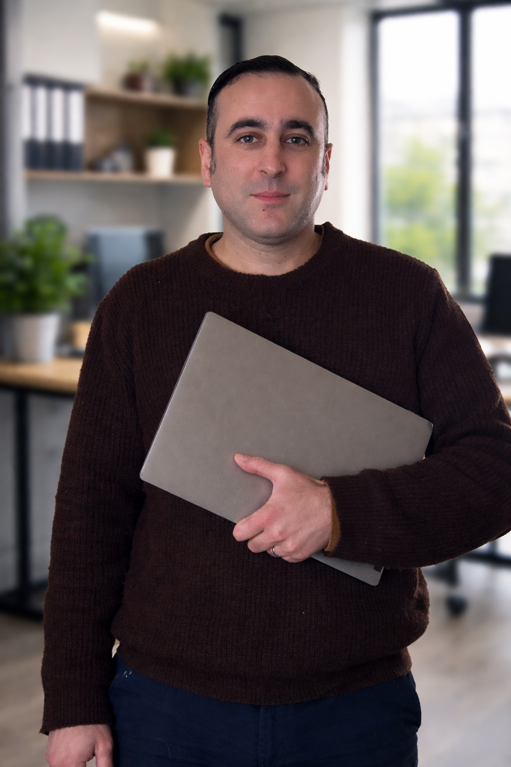 Technicien informatique intervenant en entreprise à Ambert
